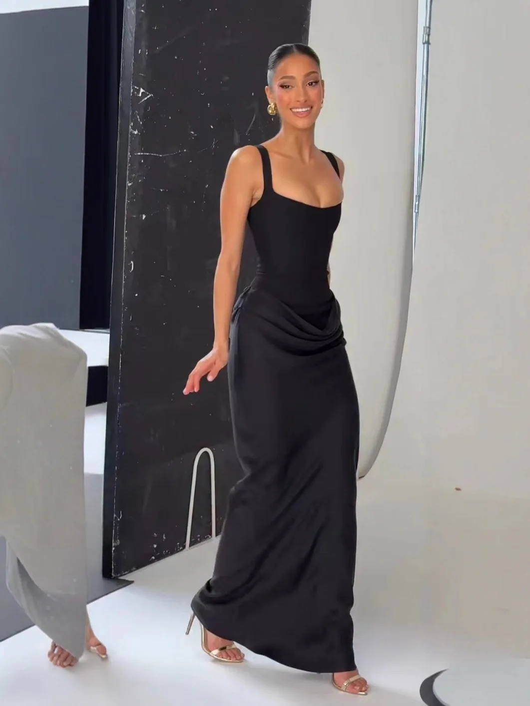 Rugloze geplooide maxi